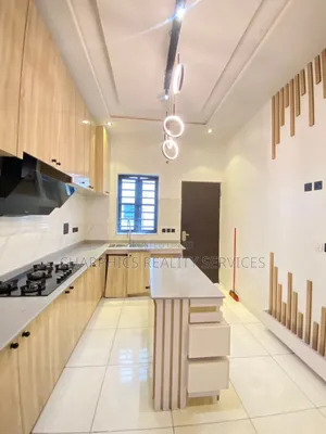 4bdrm Duplex in Ikota for rent