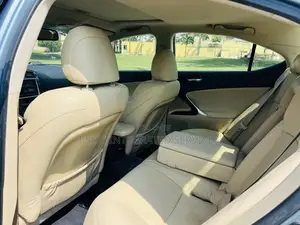 Lexus IS 250 2008 Blue
