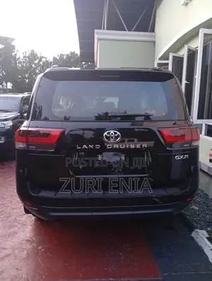 Toyota Land Cruiser 2025 for Rent