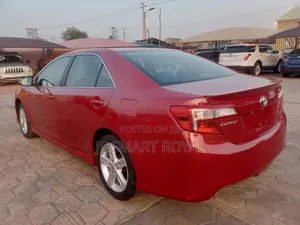 Toyota Camry SE 4dr Sedan (2.5L 4cyl 6A) 2013 Red