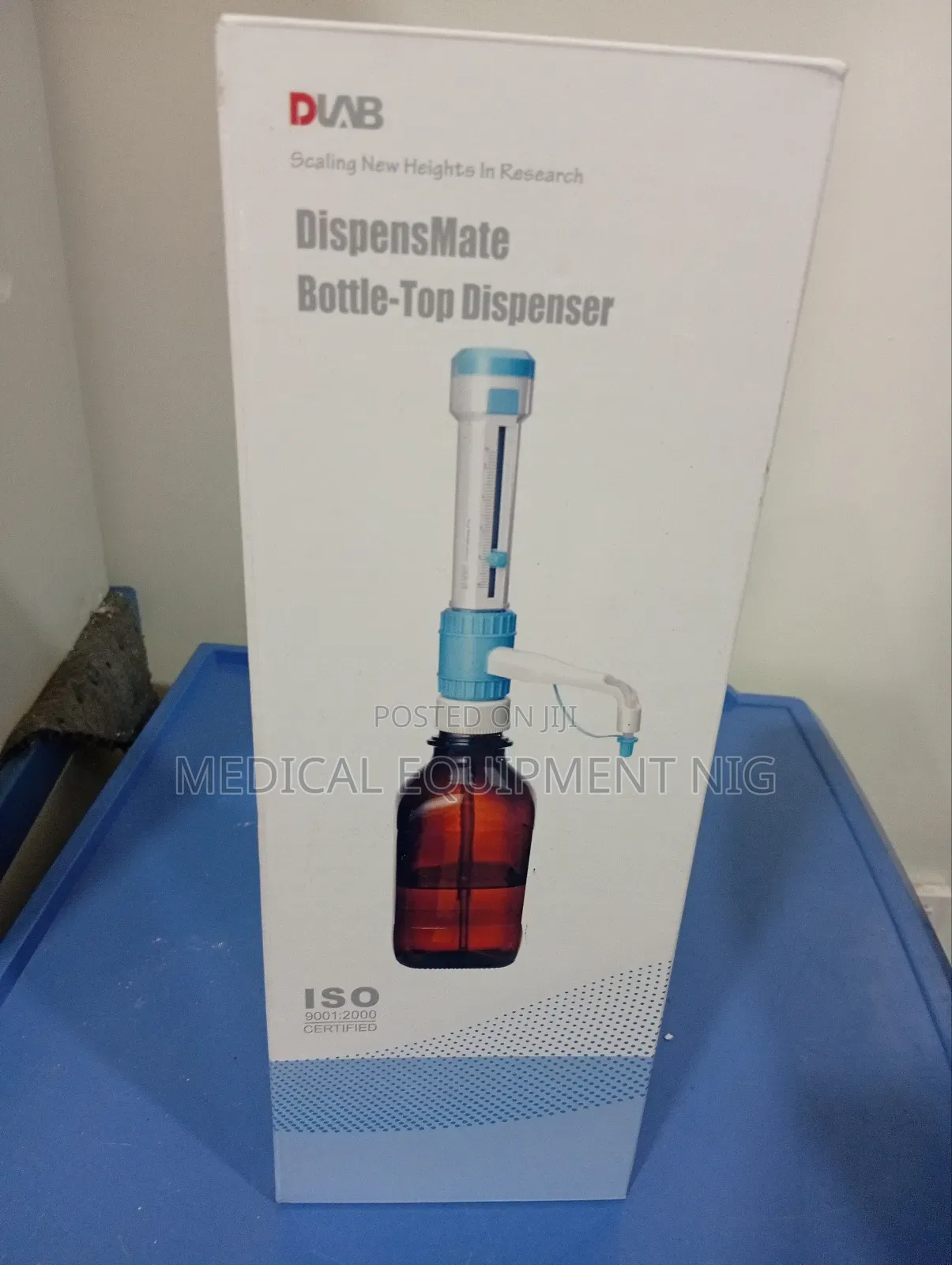 Bottle -Top Dispenser