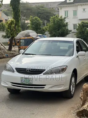 Toyota Camry 2004 White
