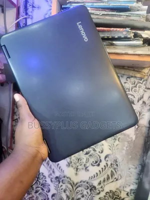 Laptop Lenovo 300e 4GB Intel Pentium SSD 128GB