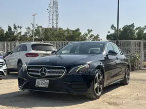 Mercedes-Benz E300 2018 Black