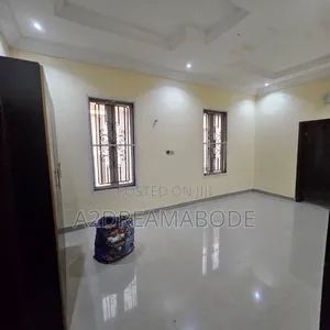 4bdrm Duplex in Magodo Phase 2 Gra for rent