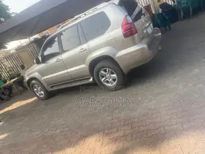 Lexus GX 2005 Gold