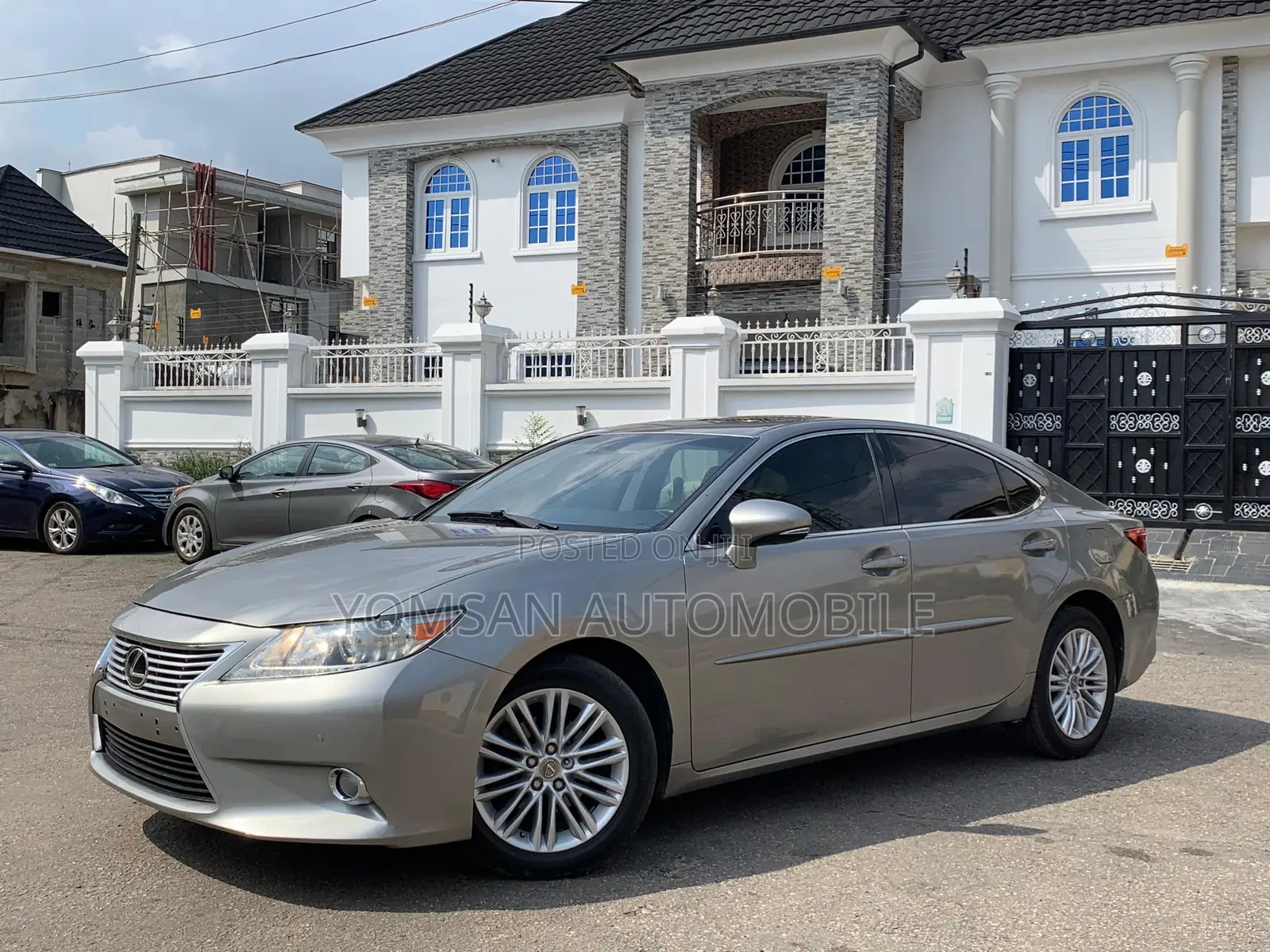 Lexus ES 350 FWD 2015 Gray