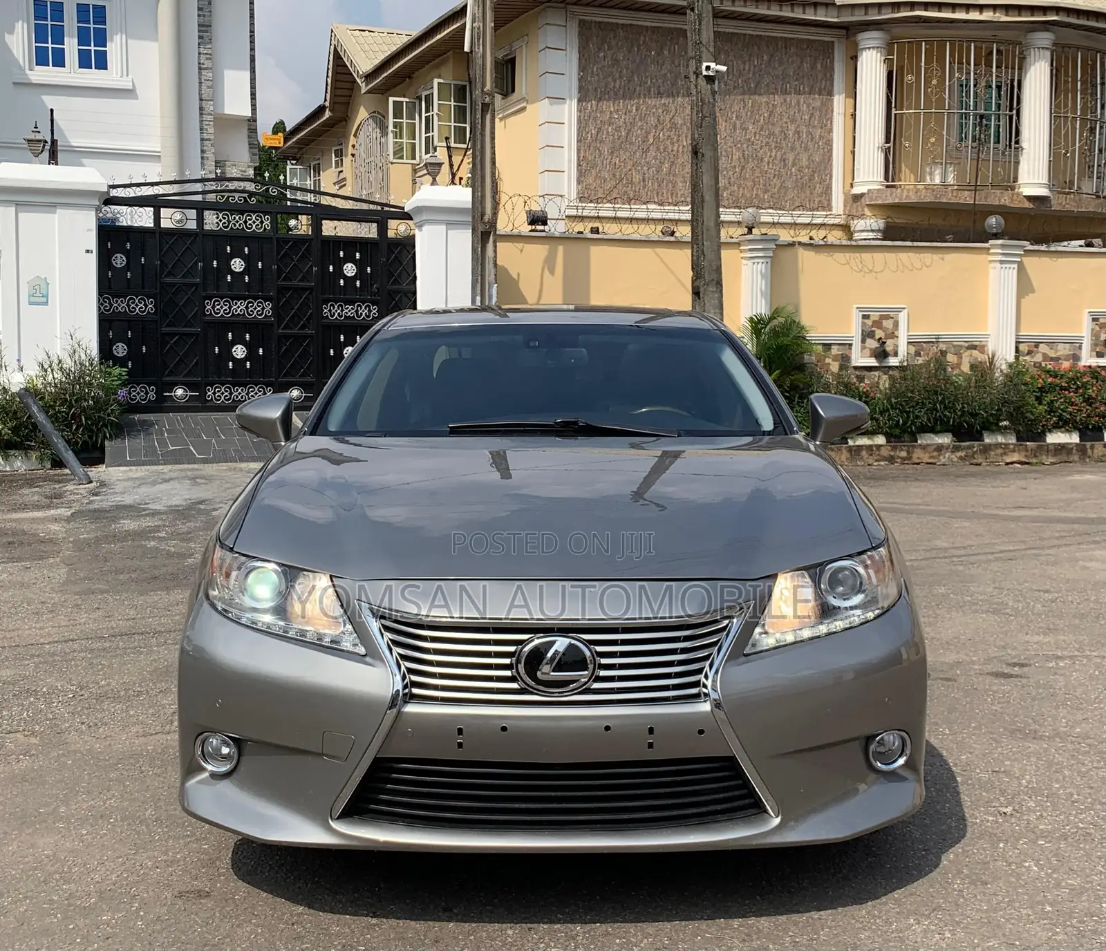 Lexus ES 350 FWD 2015 Gray