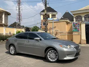 Lexus ES 350 FWD 2015 Gray
