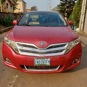 Toyota Venza 2010 Red