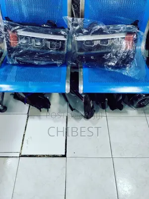 Land Cruiser Head Lamp 2025