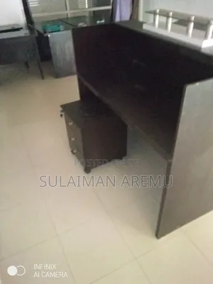 Office Receptionist Table