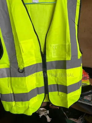 Reflective Vest With Pocket