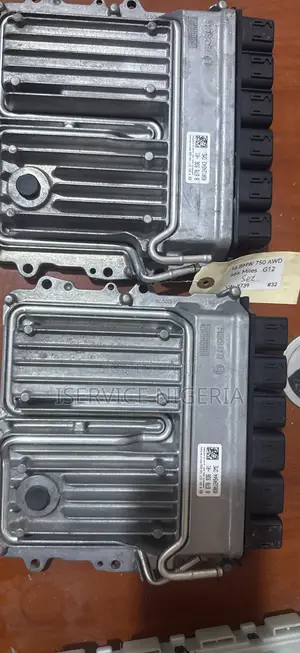 2016-2019 BMW 750 G11 G12 Engine Starting Computer With Keys