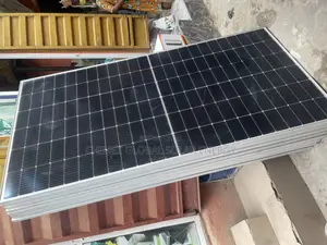 600 Watts Jinko Panel