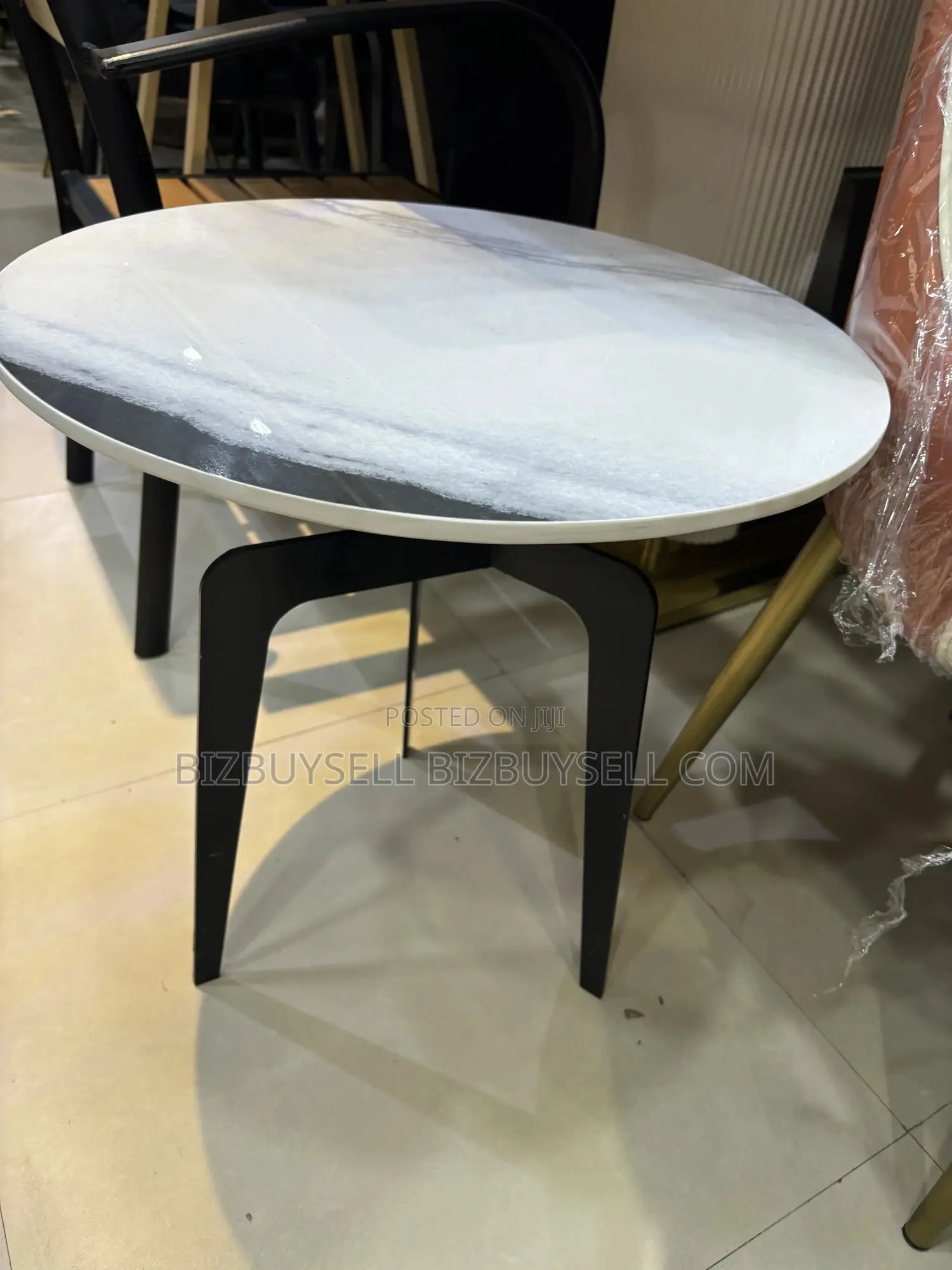 Side Stool Marble Top With Iron Stand