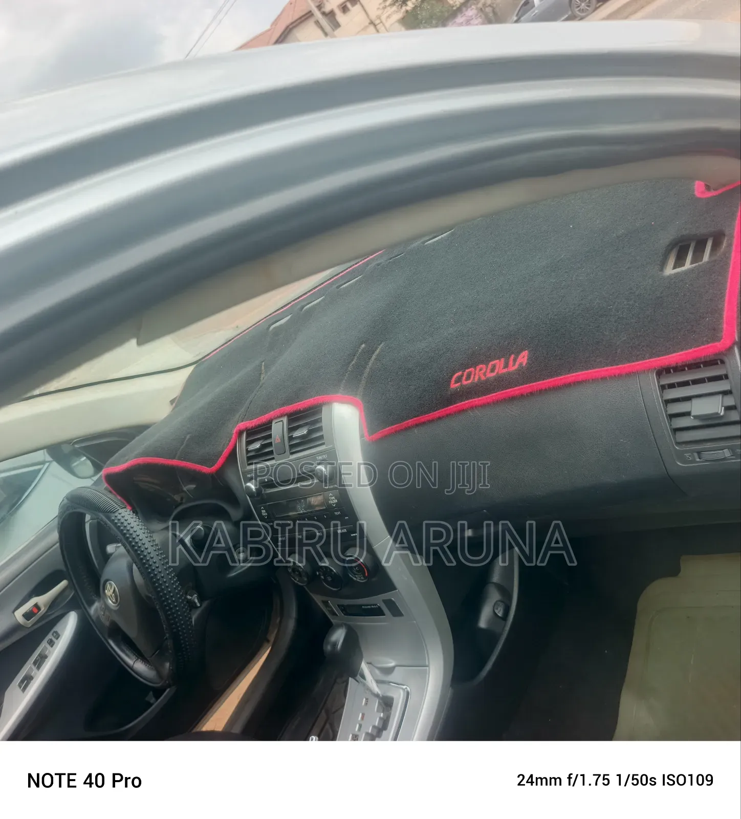 Toyota Corolla 2010 Silver