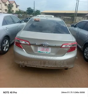 Toyota Camry 2013 Gold