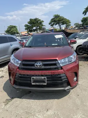 Toyota Highlander Limited Platinum V6 4x2 (3.5L 6cyl 6A) 2016 Red