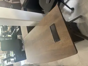 1.4 Meters Office Table With Extension
