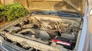 Toyota 4-Runner 2002 Gold