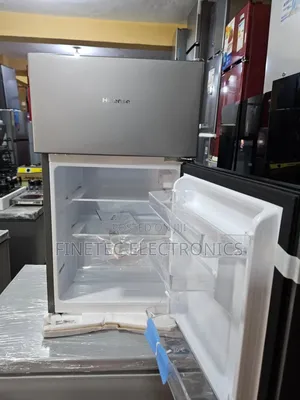 Hisense Double Door Table Top Fridge, 87l