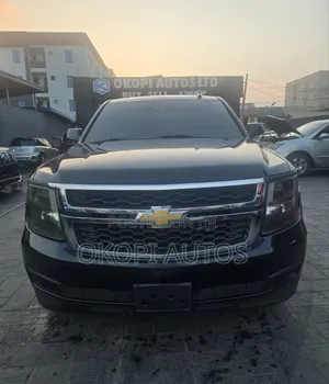 Chevrolet Suburban 2018 Black