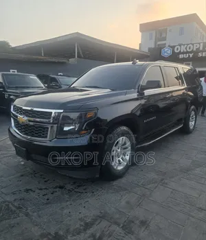 Chevrolet Suburban 2018 Black