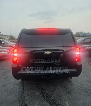 Chevrolet Suburban 2018 Black
