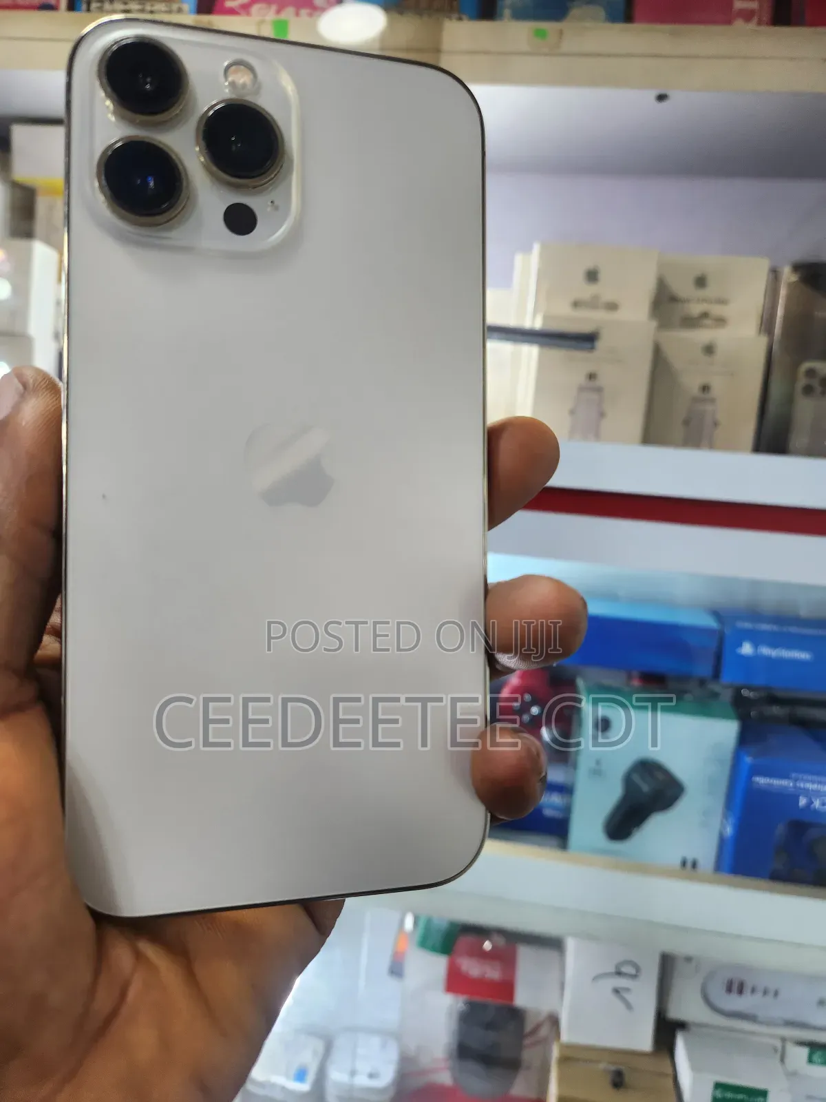 Apple iPhone 13 Pro Max 1 TB Gold