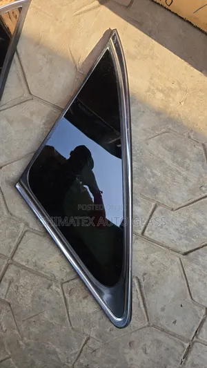 Toyota Venzer 2013 Rear Vent Glass With Crome  Available