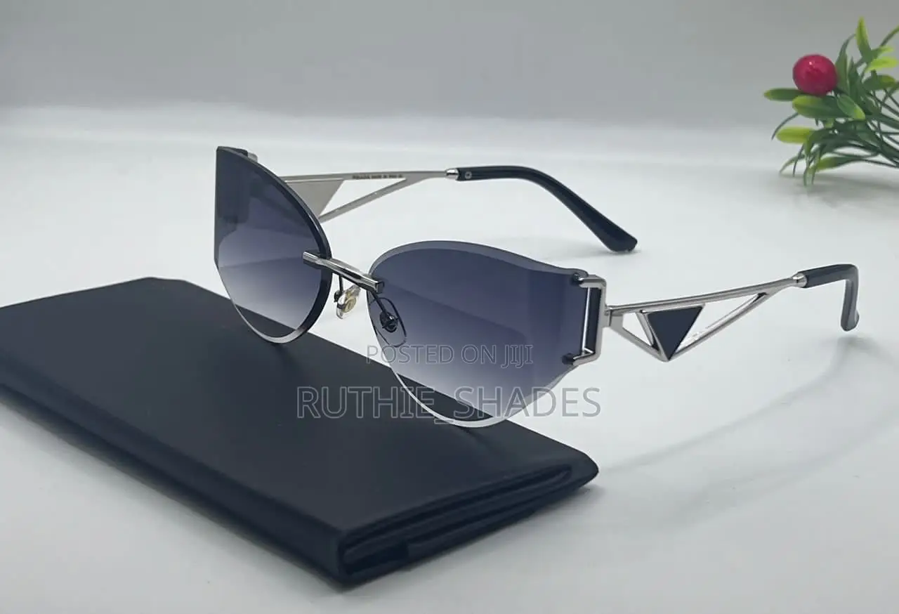 Eyeglasses