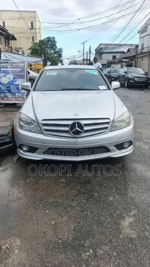 Mercedes-Benz C300 2010 Silver