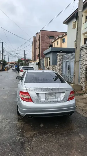 Mercedes-Benz C300 2010 Silver
