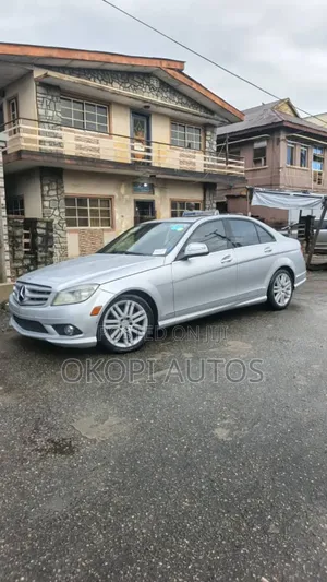 Mercedes-Benz C300 2010 Silver