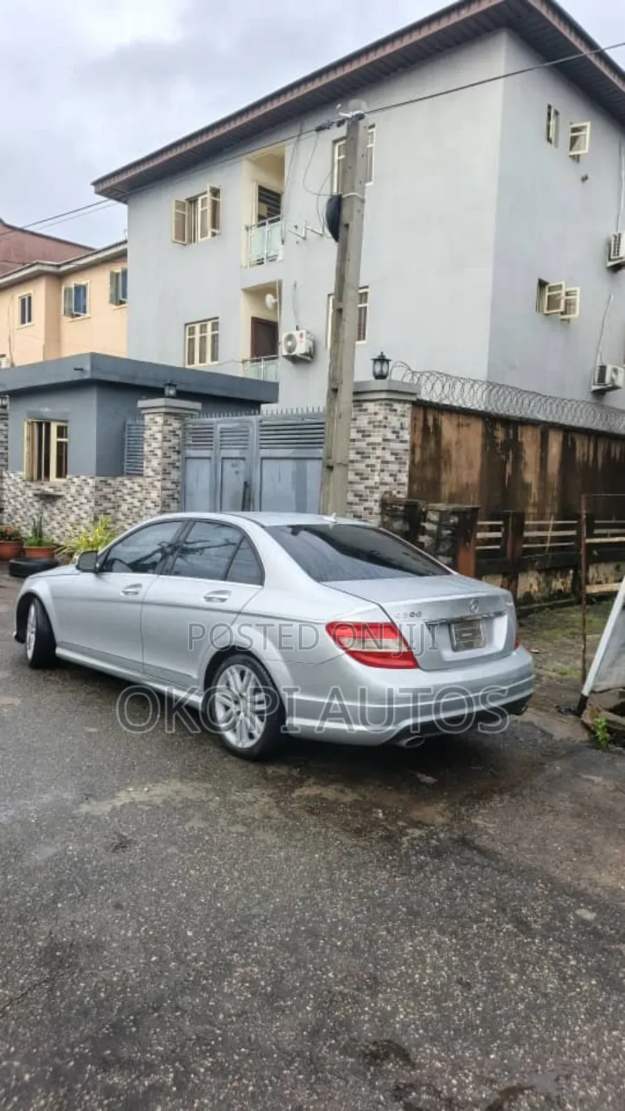 Mercedes-Benz C300 2010 Silver