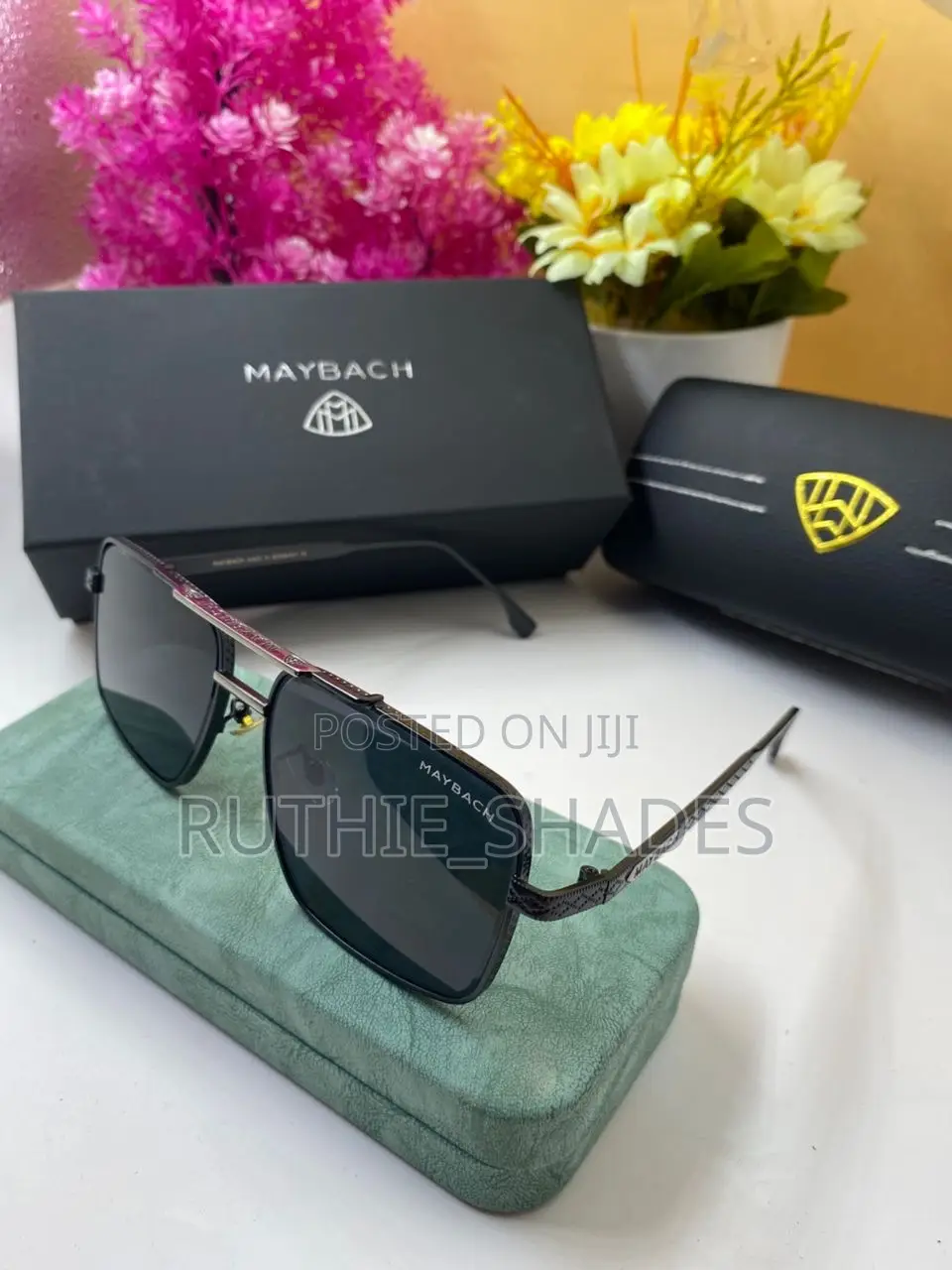 Eyeglasses