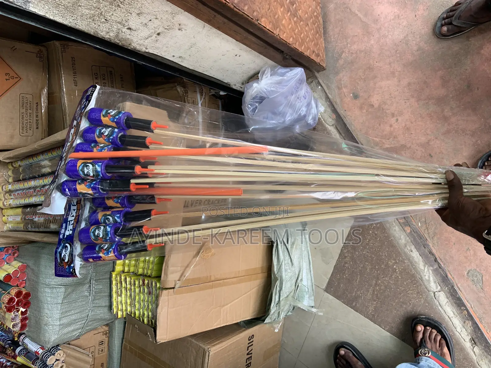 6pcs Rocket Fireworks