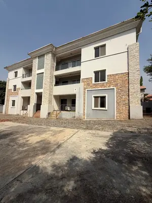 3bdrm Block of Flats in Maitama for rent