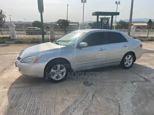 Honda Accord 2004 Silver
