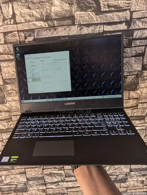 Laptop Lenovo Legion Y740 16GB Intel Core i7 SSHD+SSD 1.5T