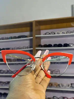 Everyday Cool: Classy Durable Sunglasses