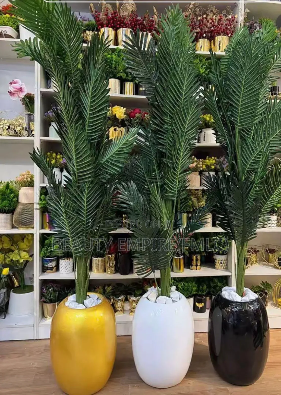 Luxury Artificial Ceramic Potted Flower With Stone