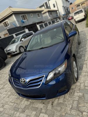 Toyota Camry 2010 Blue