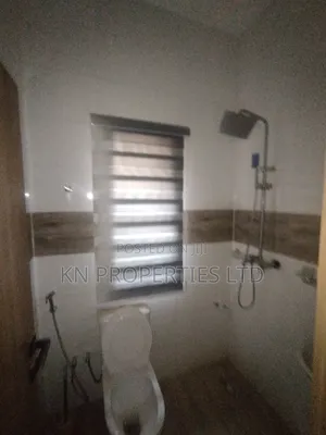5bdrm Duplex in Gusape Main, Guzape District for rent