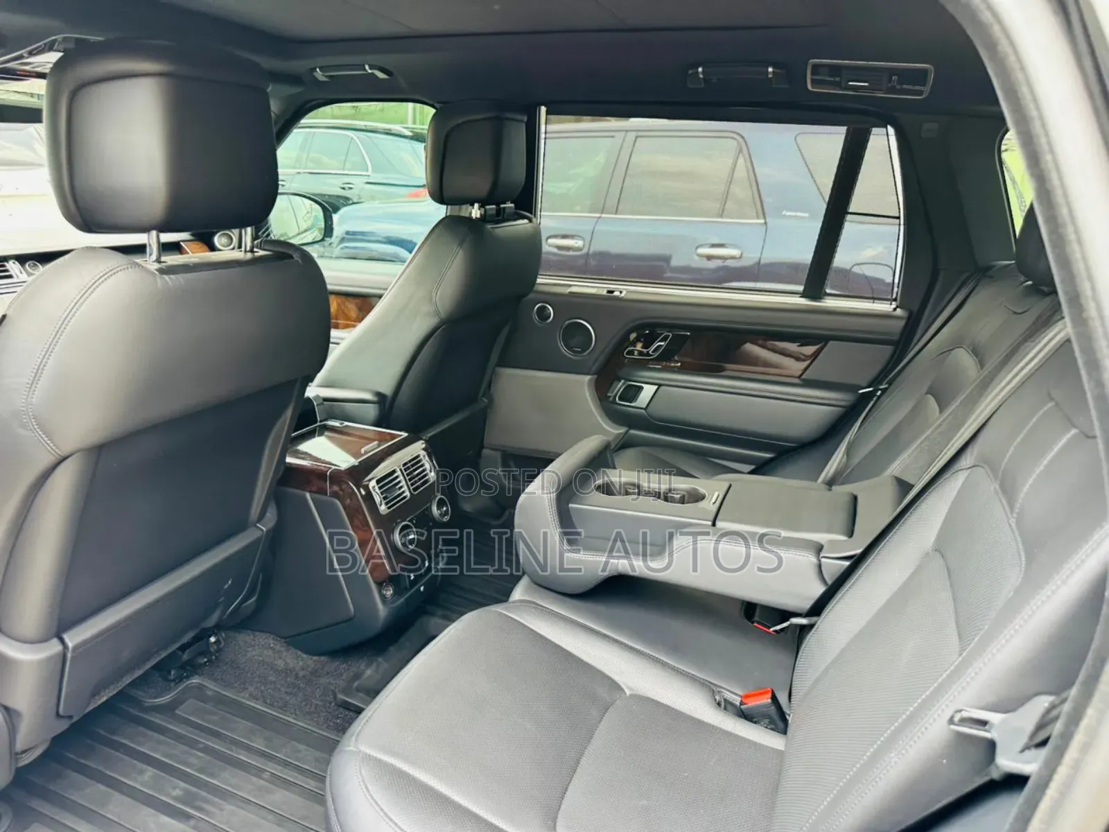 Land Rover Range Rover Vogue 2018 Black