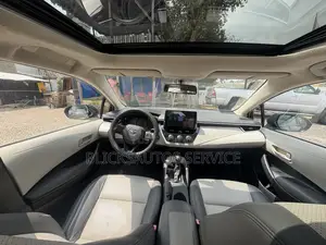 Toyota Corolla XLE 2021 Black