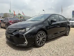 Toyota Corolla XLE 2021 Black