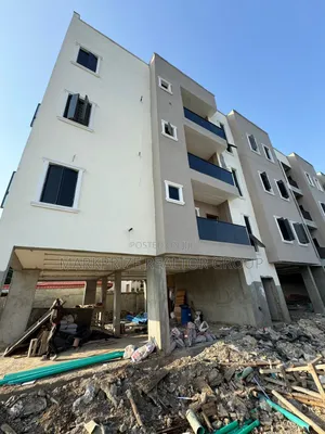 2bdrm Apartment in Yaba for sale