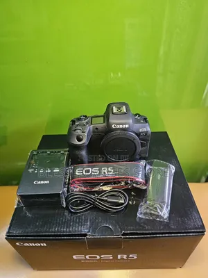 Canon Eos R5 Camera